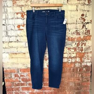 Old Navy WOW Skinny Jeans